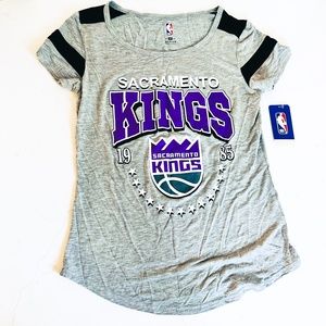NEW Sacramento Kings Basketball NBA Short Sleeve Fan Gear T-Shirt Gray Women's M